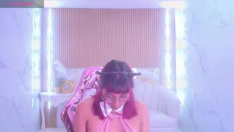 Snapshot of iris_vlahos_s chatting on November 6, 2025, 11:15 pm Iris online show from November 6, 2025, 11:15 pm