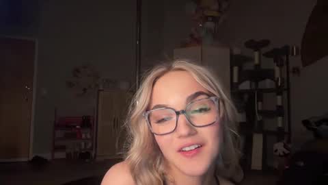 Snapshot of iris_world chatting on February 23, 2025, 12:41 am iris online show from February 23, 2025, 12:41 am