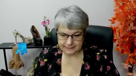 I R I S online show from December 3, 2024, 7:21 am