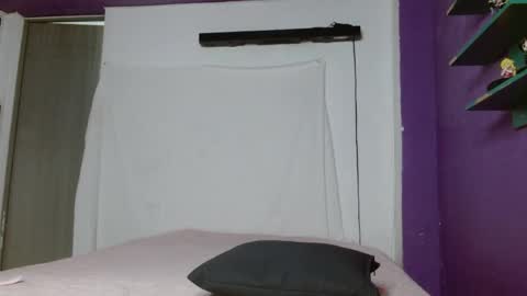 Snapshot of irisbell_ chatting on May 30, 2026, 6:54 am Camilla online show from May 30, 2026, 6:54 am