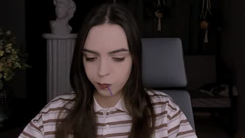 Iris online show from December 5, 2024, 12:55 pm