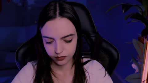 Iris online show from December 7, 2024, 5:31 pm