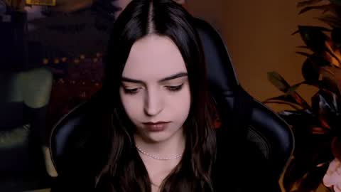 Iris online show from December 10, 2024, 4:27 pm