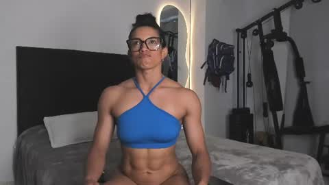 Snapshot of irisfit chatting on July 23, 2026, 10:08 pm Iris Fit online show from July 23, 2026, 10:08 pm