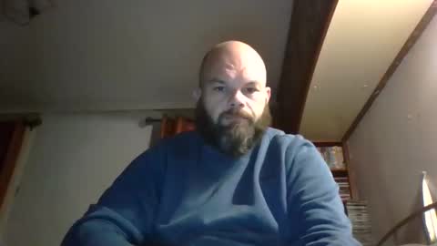 irishadz online show from October 12, 2025, 2:21 am