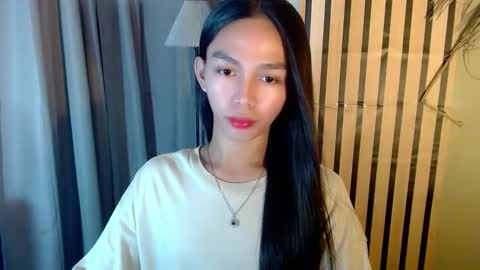 IRISH AND TRIXIE online show from April 4, 2026, 2:32 am