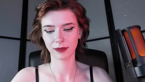 Miss Iris Fansly Miss Iris new inst.  online show from January 22, 2025, 5:48 am