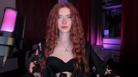 Miss Iris Fansly Miss Iris new inst.  online show from September 15, 2025, 7:58 pm