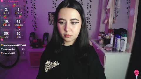 Iris  online show from November 18, 2025, 5:01 am