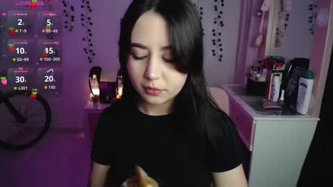 Iris  online show from December 5, 2025, 4:32 am