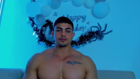 Iron online show from October 28, 2025, 9:17 pm