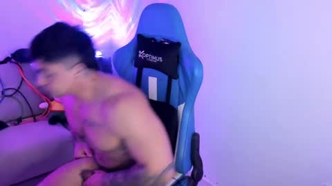 Iron online show from April 21, 2026, 11:07 pm