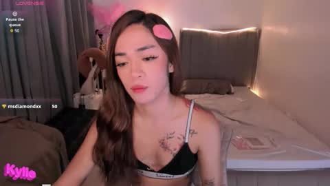 Kylie Babaeng di para sa lahat online show from September 9, 2025, 4:34 am