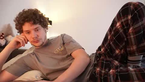 Sam online show from November 29, 2025, 5:16 pm