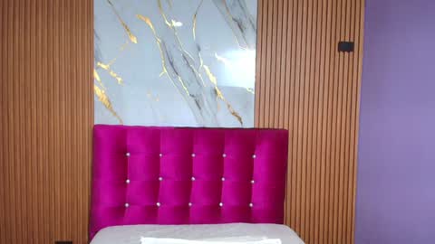 Sandy  online show from December 7, 2024, 12:13 pm