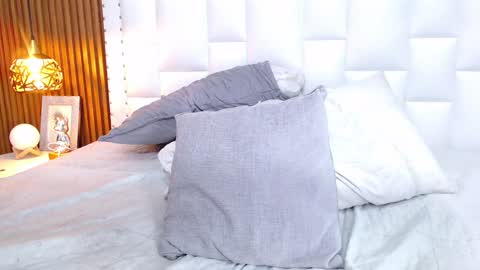 Sandy  online show from January 8, 2025, 3:07 pm