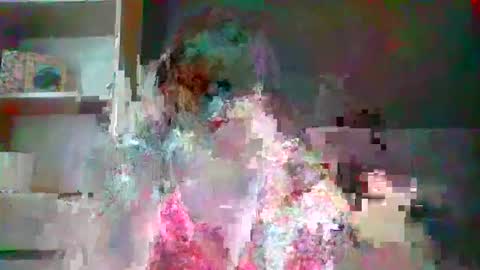 Paris online show from May 8, 2026, 5:46 am
