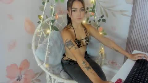 Isabella online show from November 13, 2025, 8:19 pm