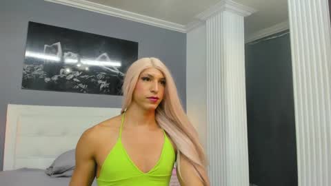 Snapshot of isa_lancaster chatting on February 3, 2025, 8:03 pm Isa Lancaster online show from February 3, 2025, 8:03 pm