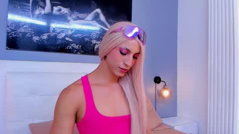 Snapshot of isa_lancaster chatting on September 17, 2025, 7:48 pm Isa Lancaster online show from September 17, 2025, 7:48 pm