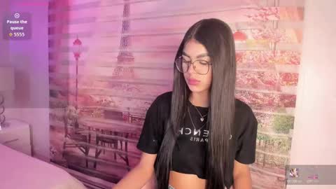    online show from October 25, 2025, 3:47 am