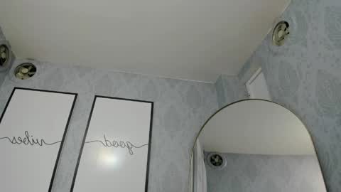 Snapshot of isa_little4u chatting on May 28, 2026, 10:12 am online show from May 28, 2026, 10:12 am