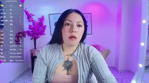 Snapshot of isa_reel chatting on July 2, 2026, 7:53 pm ISA online show from July 2, 2026, 7:53 pm