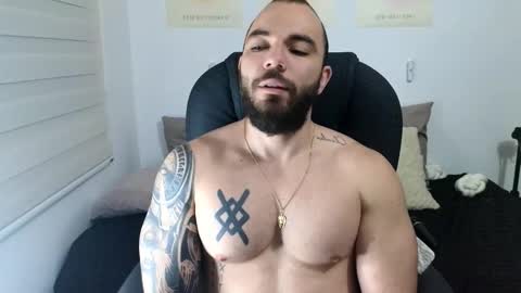 Isaac carter online show from November 13, 2025, 10:47 am