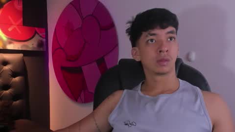 Snapshot of isaac_cryston chatting on September 16, 2025, 8:10 pm isaac_cryston online show from September 16, 2025, 8:10 pm