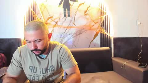 isaac_franko online show from October 26, 2025, 9:31 pm