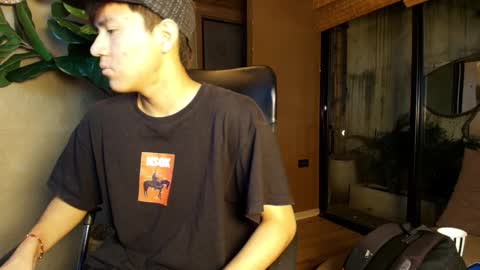 isaac_grimm online show from March 1, 2026, 3:08 am