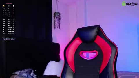 Isaac Saenz. online show from October 26, 2025, 10:15 pm