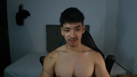 Snapshot of isaac_sttone01 chatting on June 1, 2026, 7:54 am muscle isaac online show from June 1, 2026, 7:54 am