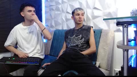 Isaac tan online show from September 22, 2025, 12:45 am