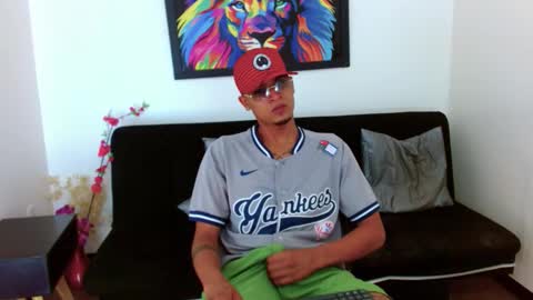 Snapshot of isaacas chatting on November 15, 2025, 11:29 am Isaacas online show from November 15, 2025, 11:29 am