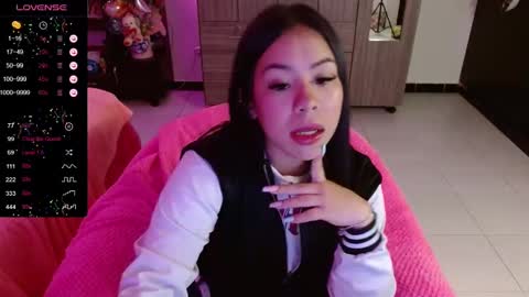 Isabella  online show from December 12, 2024, 1:53 am