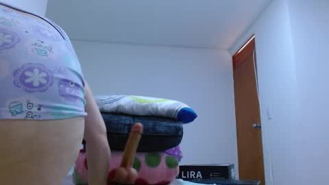 isabel online show from May 10, 2026, 6:57 pm