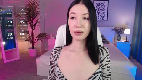 Bella online show from December 6, 2024, 6:26 am