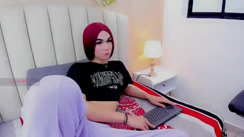 Snapshot of isabel_palmer chatting on May 26, 2026, 7:10 pm isabel_palmer online show from May 26, 2026, 7:10 pm