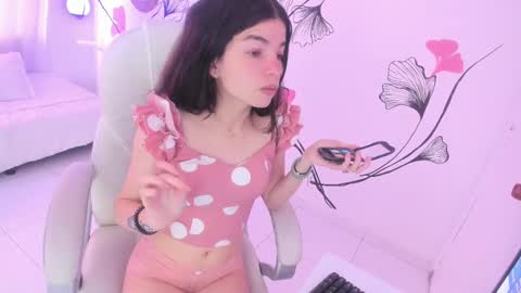 isabela_fiorelli online show from March 1, 2025, 12:23 pm