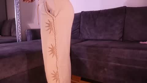 Snapshot of isabela_franco_ chatting on June 29, 2026, 11:43 am Isabela online show from June 29, 2026, 11:43 am