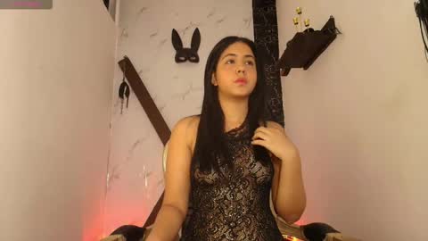 Snapshot of isabela_lux chatting on October 17, 2025, 7:27 pm Isabella online show from October 17, 2025, 7:27 pm