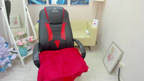 Isabela online show from January 12, 2025, 11:50 am