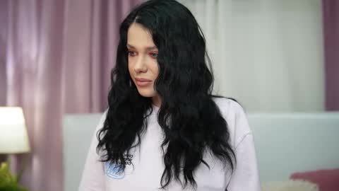 Snapshot of isabelamber chatting on November 24, 2025, 6:40 pm Isabel online show from November 24, 2025, 6:40 pm