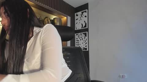 isabelastefano online show from February 21, 2026, 3:40 am