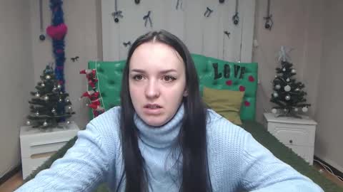 IsabelBlackberry online show from December 22, 2025, 5:59 am