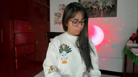 Snapshot of isabella22_1 chatting on February 11, 2025, 11:43 am Isabella22 1 online show from February 11, 2025, 11:43 am