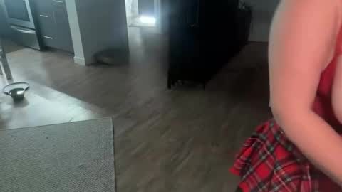 Snapshot of isabella312 chatting on February 15, 2026, 7:51 am isabella312 online show from February 15, 2026, 7:51 am