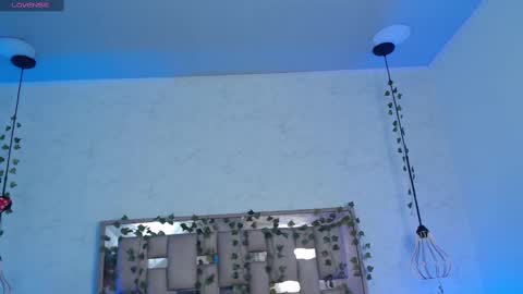 Isa Online 11pm to 5am Colombia time online show from October 19, 2025, 6:03 am