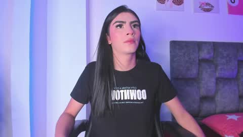 Isabella Moon9 online show from May 25, 2026, 11:27 am